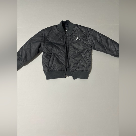 Jordan Other - Jordan Jumpman Bomber Jacket Child Size 5 Lightweight Quilted Gray JORDAN LOGO